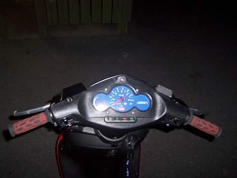 Aprilia sonic ( Solgt D. 8-5-06 ) billede 7