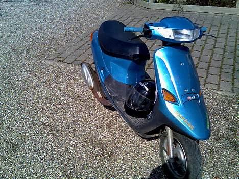 PGO Comet -THS- TIL SALG!!!! - der er ingen ridser i lakken men det er solen der for det til at se sådan ud billede 6