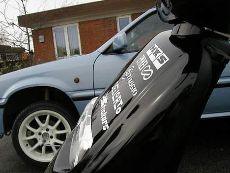 Piaggio Typhoon ..:Stjålet:.. - Lørdag eftermiddag :P Skifter fælge på min brors CRX-T bag i. billede 10