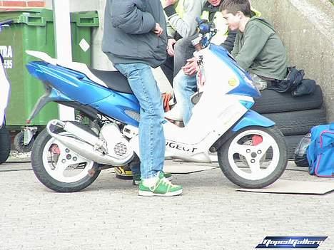 Peugeot speedfight 2 Solgt 9500kr billede 13