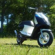 Aprilia sonic nakket..