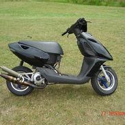 Aprilia Sonic LC DUE+ - SOLGT