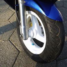 Aprilia sonic ( SOLGT )