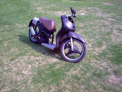 Yamaha why -> solgt <- billede 3