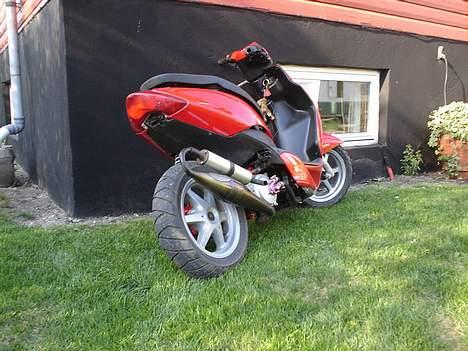 Yamaha Jog R LC [SOLGT] billede 2