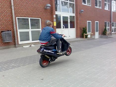 PGO cometSolgt! :D - man kan godt nok se det halve a min røv men hva skidt..! :P billede 11