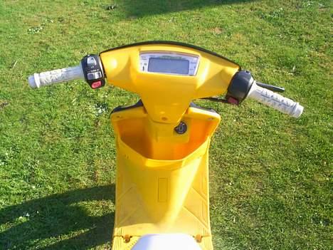 Yamaha Jog FS SOLGT billede 11