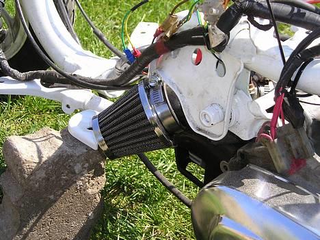Yamaha Jog As Ac - Som Den står nu.. 10-maj-06... ledningsrod... Top Performance luftfilter billede 4