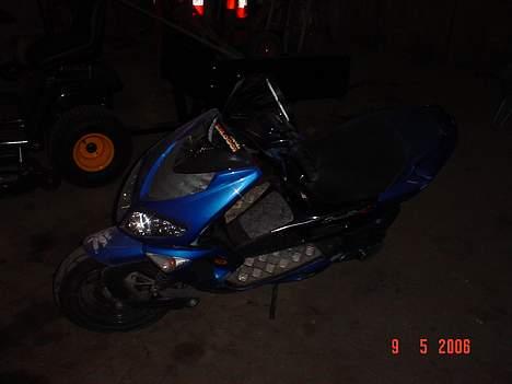 Peugeot speedfight SOLGT!!! billede 2