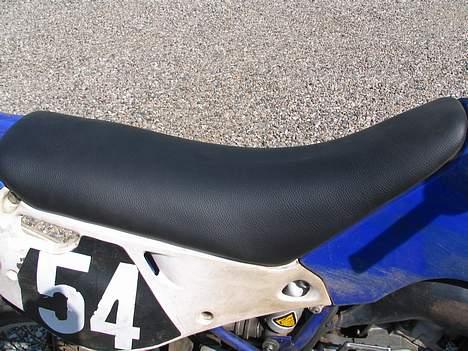 Yamaha YZ 82 HØJ SOLGT!!!^ - min mor har lavet mit sæde hun er møbelpolstrer billede 9