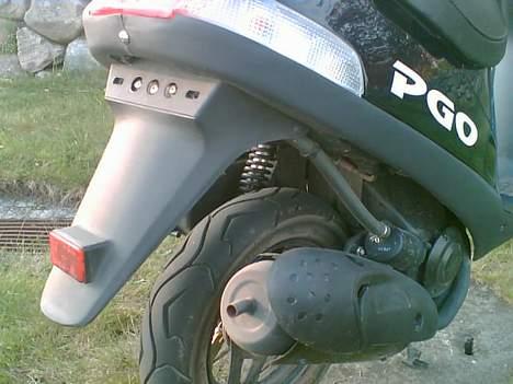 PGO Comet (Stjålet) - Original udstødning med katalysator og det hele billede 9