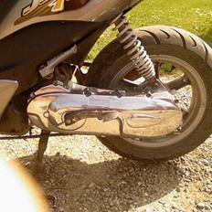 Yamaha Jog R -SOLGT- :(