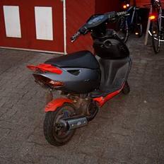 Aprilia Sonic | Plastik Rockerne