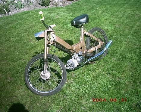 Puch Maxi || Lützow - SOLGT.! - Jeg mangler kun lige stjernefælgene, så er den ved at være der.. ! billede 2