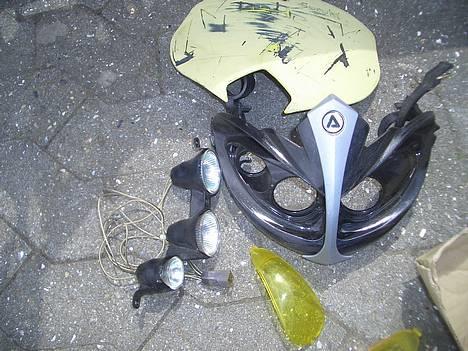 Suzuki Street Magic (Byttet) - Acerbis front, før maling og den blev samlet billede 13