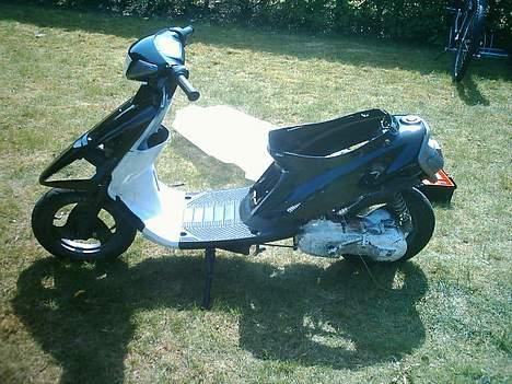 Yamaha Jog FS **SOLGT** billede 5