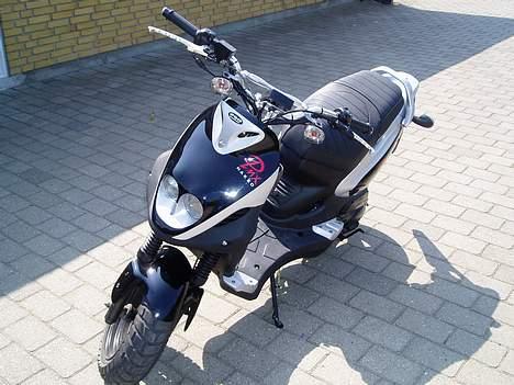 PGO Pmx naked - ( SOLGT ) billede 9