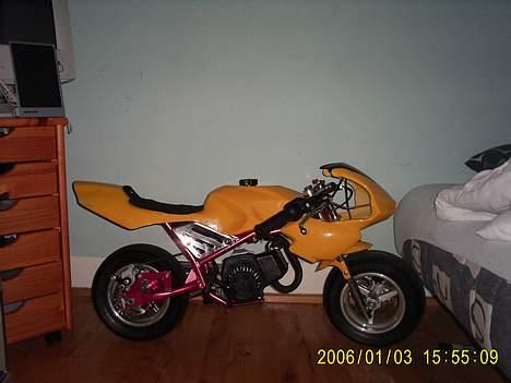 MiniBike 47cc *Solgt* 650 kr - Fra højre.. billede 2