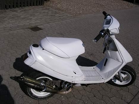 Yamaha jog projekt ts lc Byttet! - satme fået mange kommenter fra både drenge og piger om at den ligner pæn og der er noget PORNO over den :D billede 6