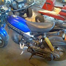 Suzuki streedi solgt 