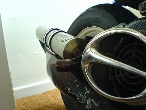 Yamaha Jog Fs Hirtshals<3-byttet - det hvide er ikke sæd, det er en smeltet plastikpose xD billed af det gammel rør billede 6