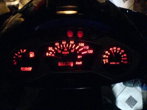 PGO Dr. Big -->> SOLGT <<-- - Nye røde pære i speedo ! MAX GAS :D billede 8