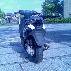 Piaggio New Zip Solgt