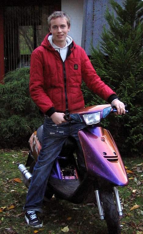 Yamaha jog (solgt) billede 4