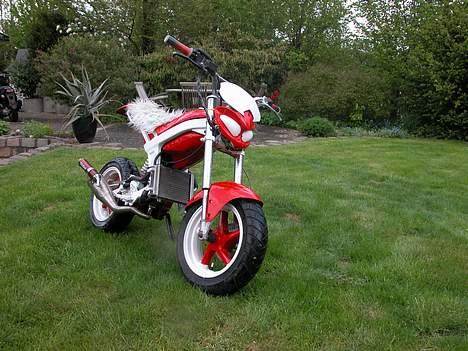 Suzuki Street Magic LC (SOLGT) billede 1