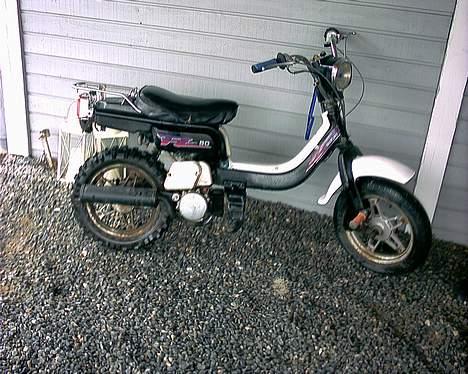 Suzuki fz 50 (SOLGT) billede 4