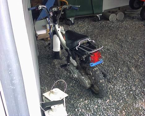 Suzuki fz 50 (SOLGT) billede 9