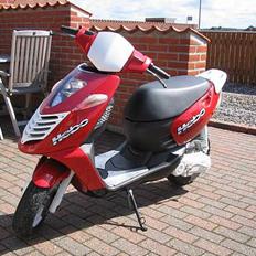 Aprilia Sonic (Solgt)