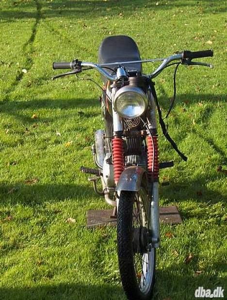 Yamaha fs 1 4gtil salg billede 2