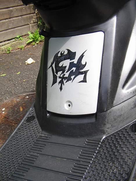 Yamaha jog SOLGT billede 8