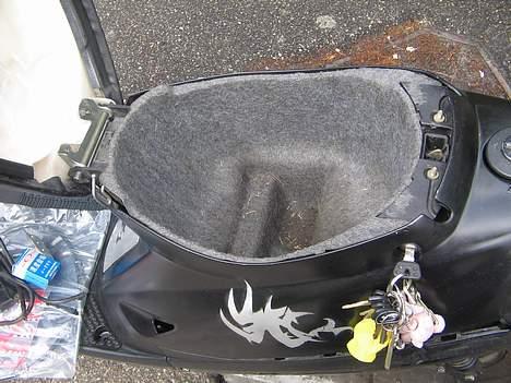 Yamaha jog SOLGT billede 10