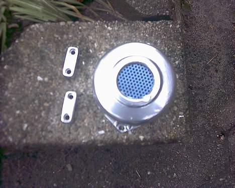 Puch Maxi P (Soolgt) - en meget fin dæksel til tændingen, som jeg selv har malet og sat gitter i. billede 3