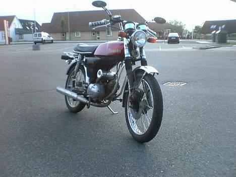 Puch projekt 3 hjul VÆK :'/ - den meget Flotte Yamaha 4 gear     Den kommer os snart på scooter galleri :) billede 14