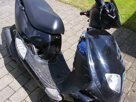 PGO Dr. Big/projekt - SOLGT - Udskæringerne finder også sted nede ved føderne.. Svært at se.. Men de er der ;) billede 8