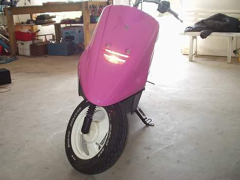 Yamaha Jog - Pinky - Solgt - Forlys - Under frontskjoldet  billede 20