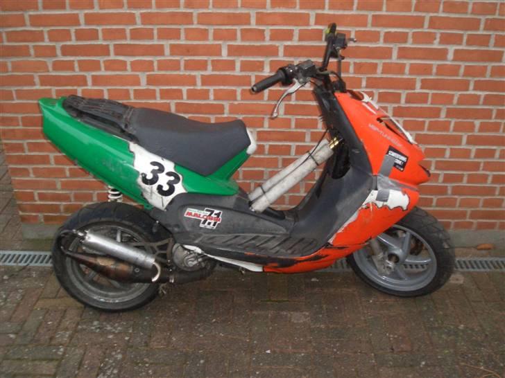 Aprilia sr50 Baneracer til salg billede 11