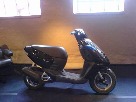 Aprilia Sonic GP (solgt) - i vinterhi billede 1