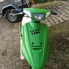 Yamaha $>>jog As<<$  $>Før<$