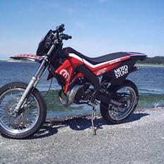 Gilera SMT Motard 