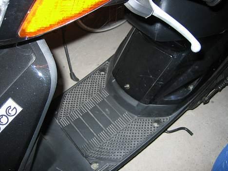 Yamaha jog artistic spec billede 9