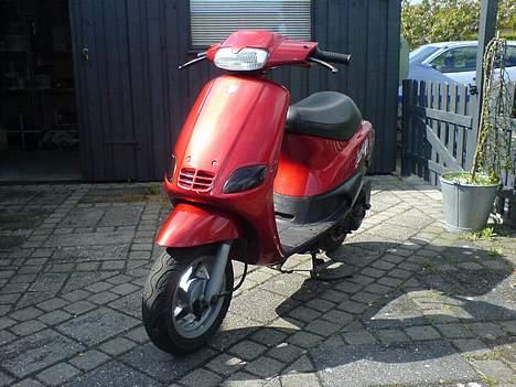 Piaggio Zip SOLGT billede 4