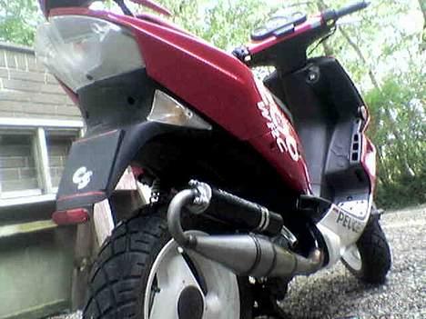 Peugeot speedfight 2 206 - Det er så min dejlige udstødning...! billede 13