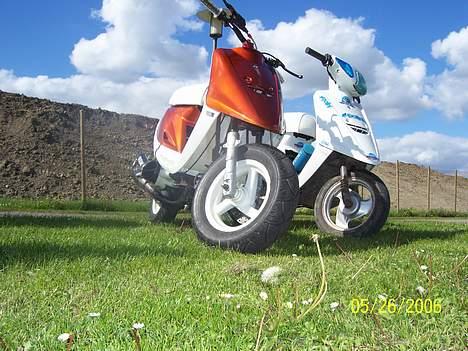 Yamaha Jog MHR SMADRET ! - Ser meget bedre ud med sonic forgaffel end standard ! billede 12