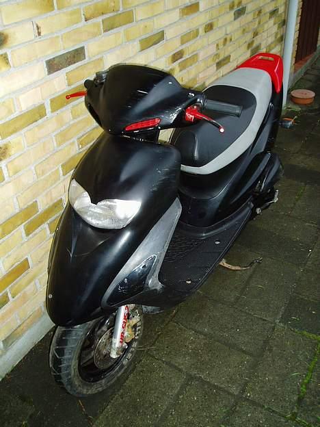 Honda Sfx - Sort , med rød ;P billede 6