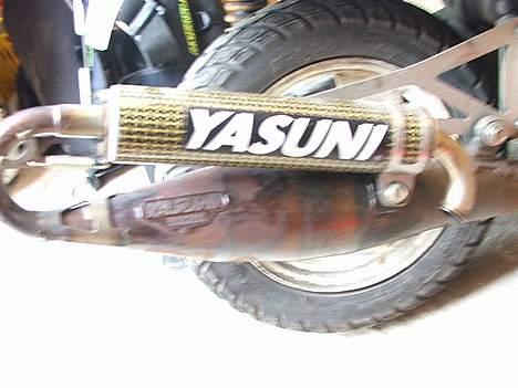 Yamaha $>>jog As<<$  $>Før<$ - min udstødning Yasuni Carrera 16 kevlar.. tilsalg billede 5