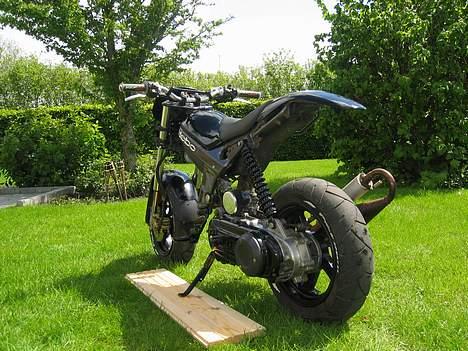 Suzuki Street Magic *SOLGT* billede 3